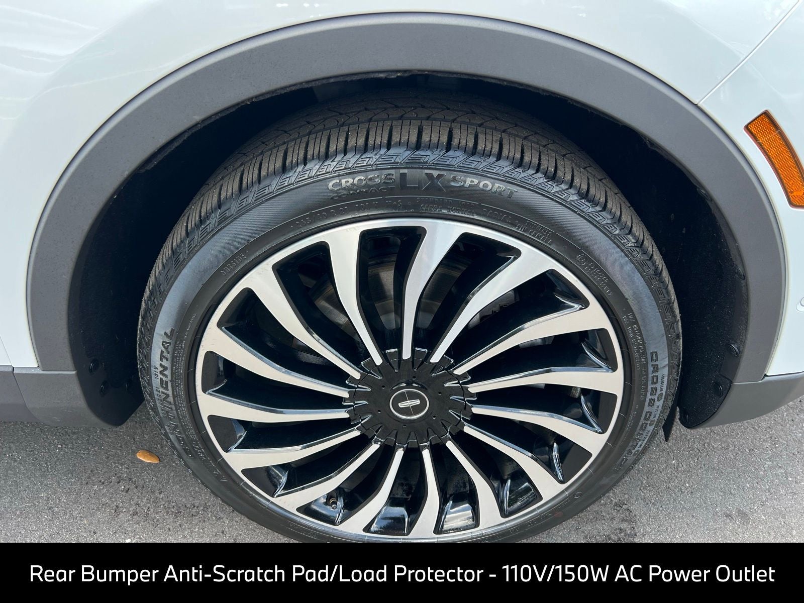 2021 Lincoln Nautilus Black Label