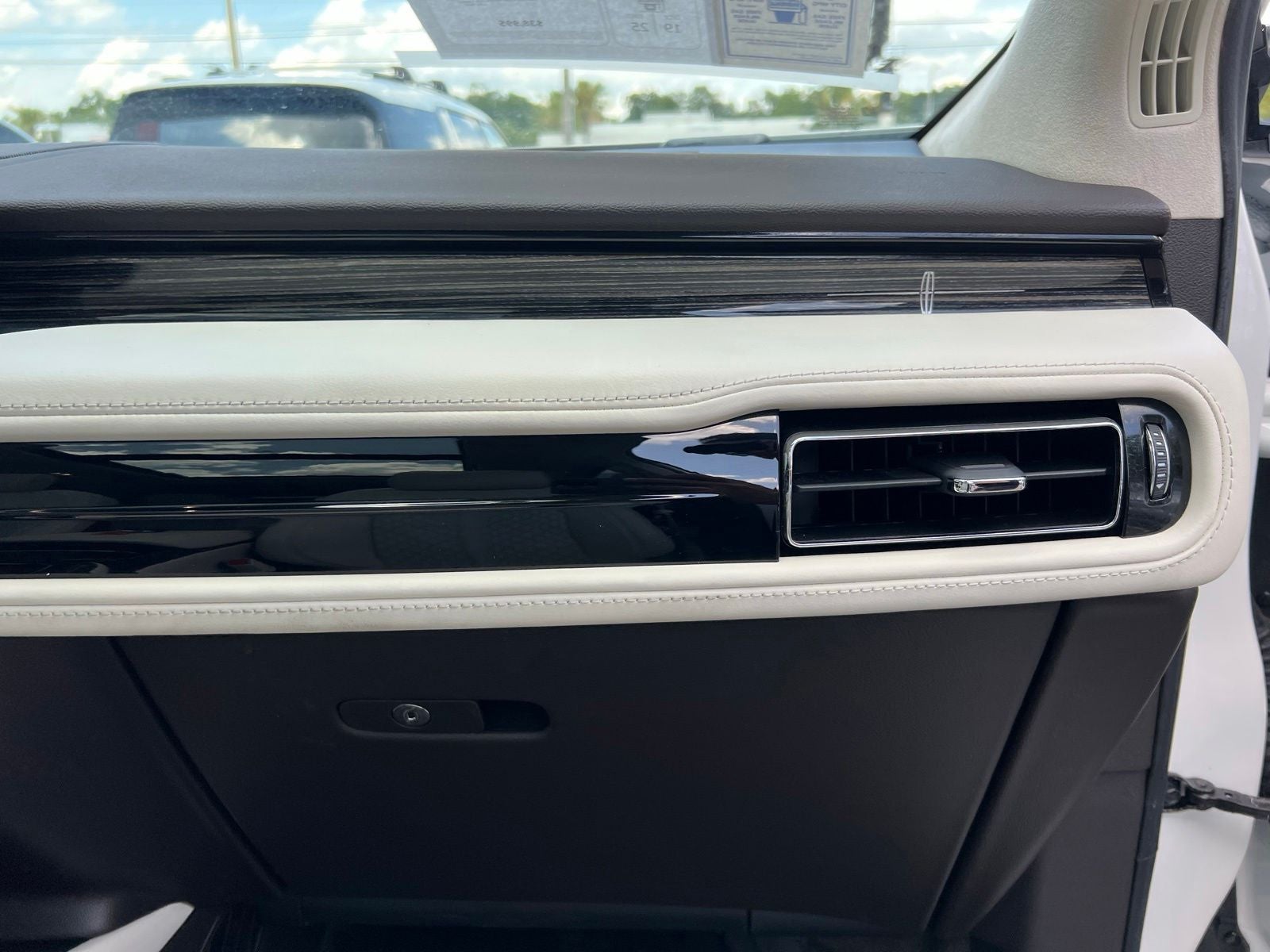 2021 Lincoln Nautilus Black Label