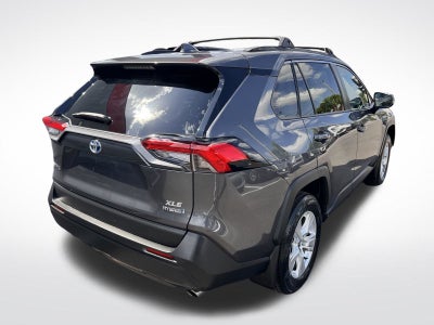 2021 Toyota RAV4 Hybrid XLE