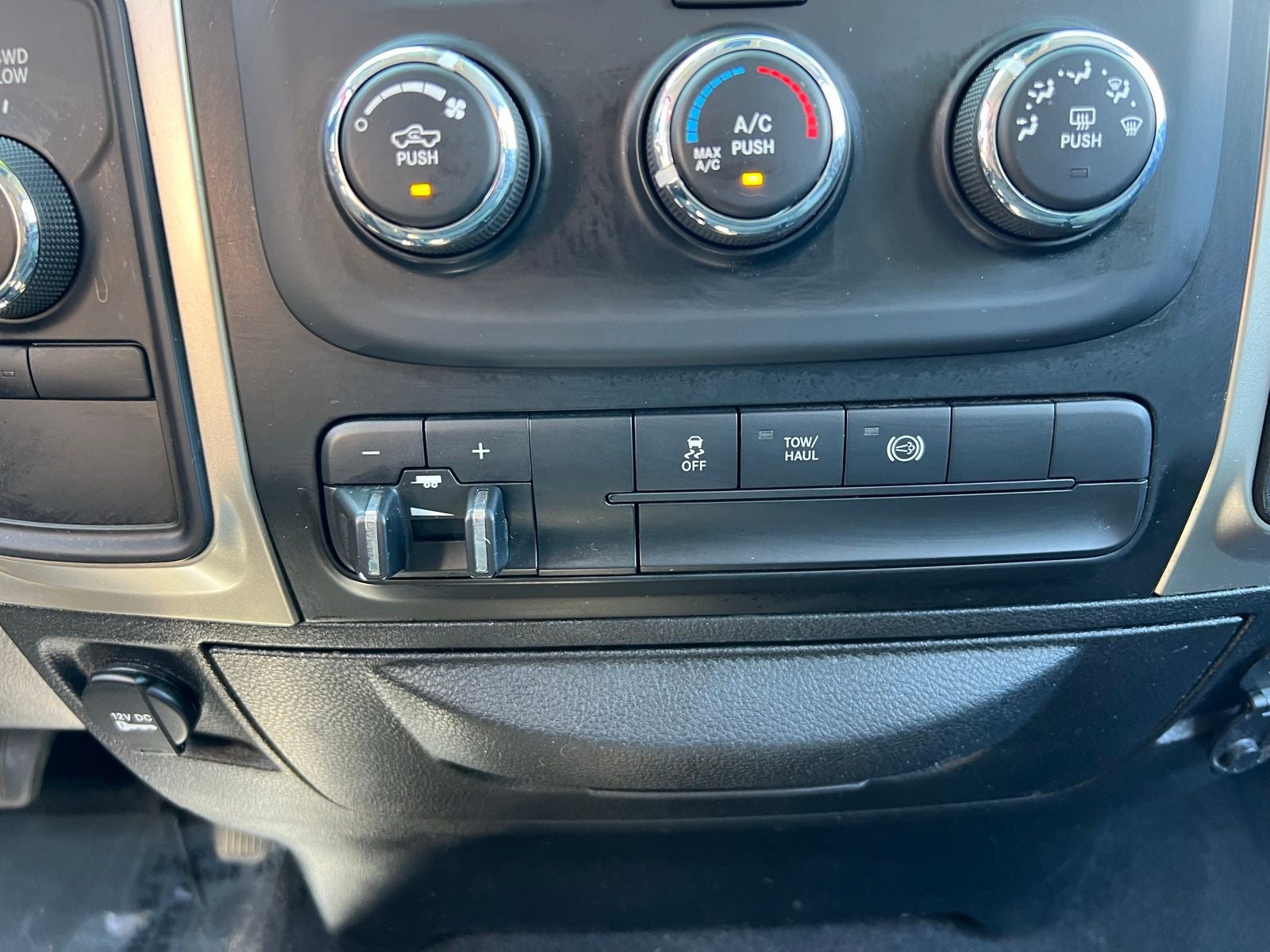 2018 RAM 3500 SLT