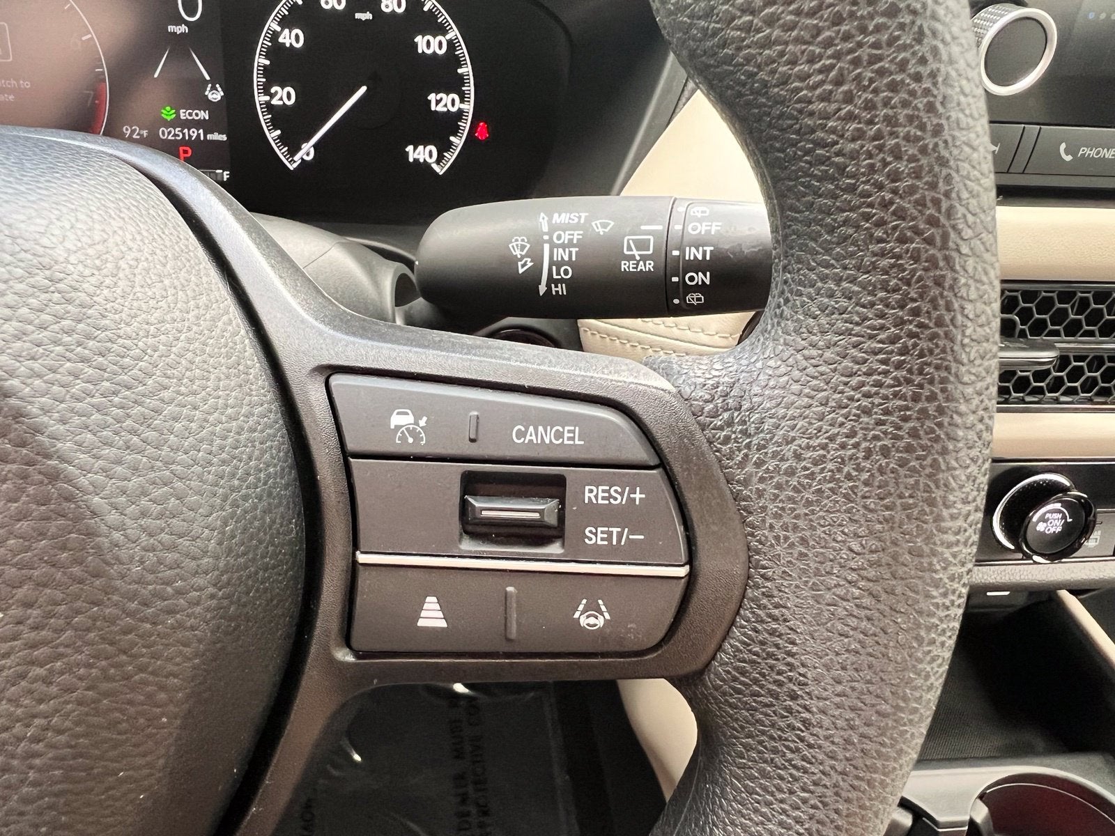 2025 Honda HR-V LX