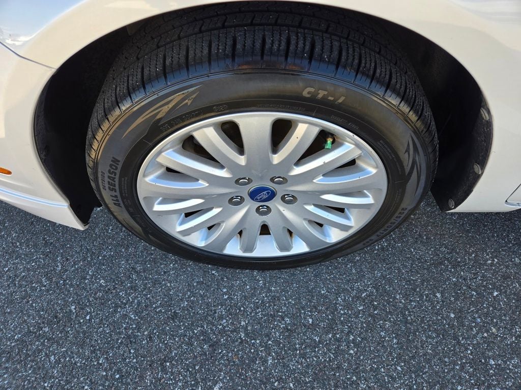 2010 Ford Fusion Hybrid Base