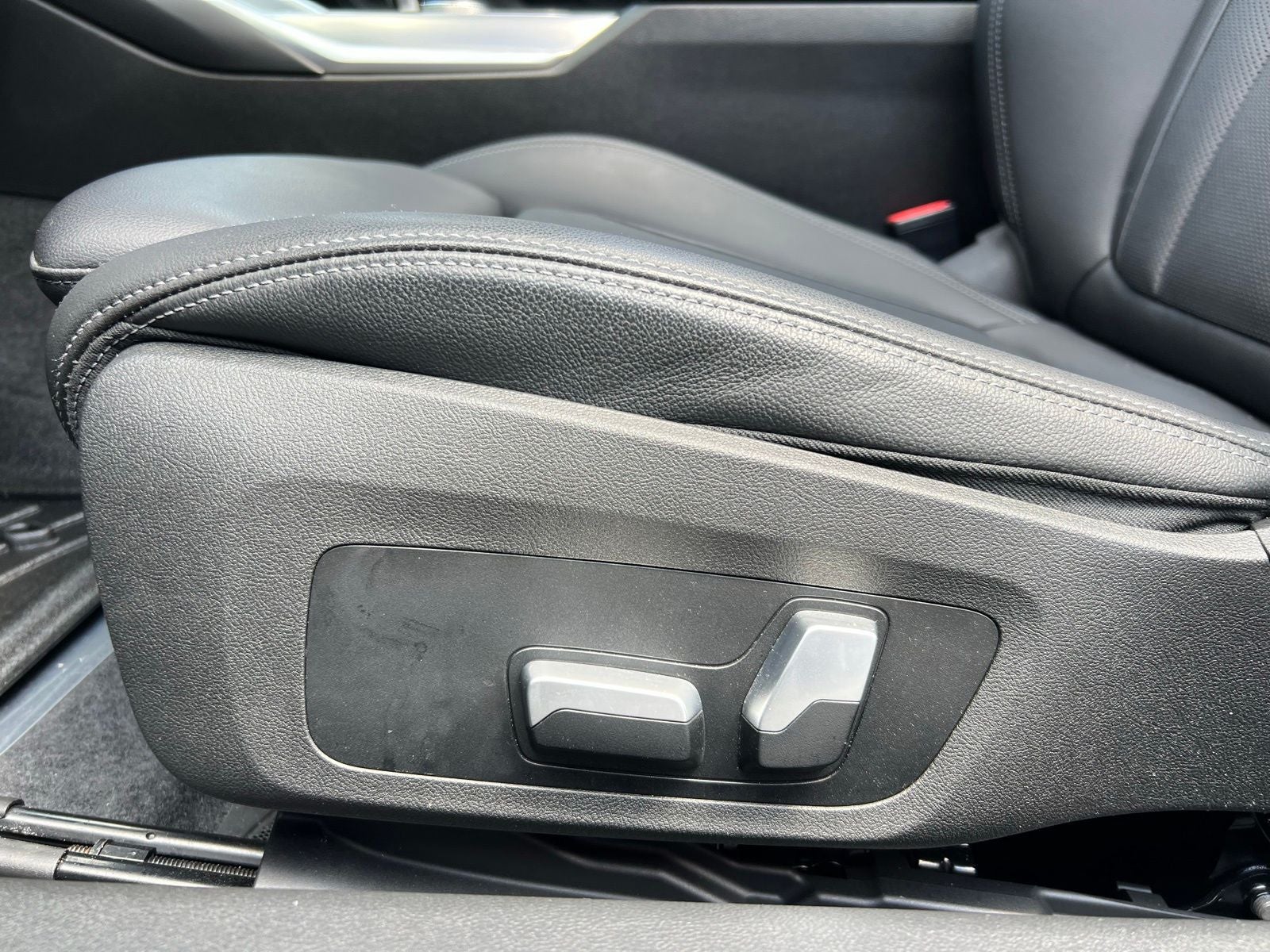 2022 BMW 2 Series 230i