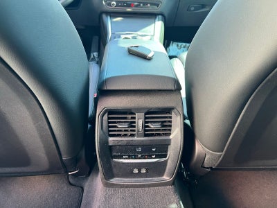 2024 BMW 3 Series 330e xDrive