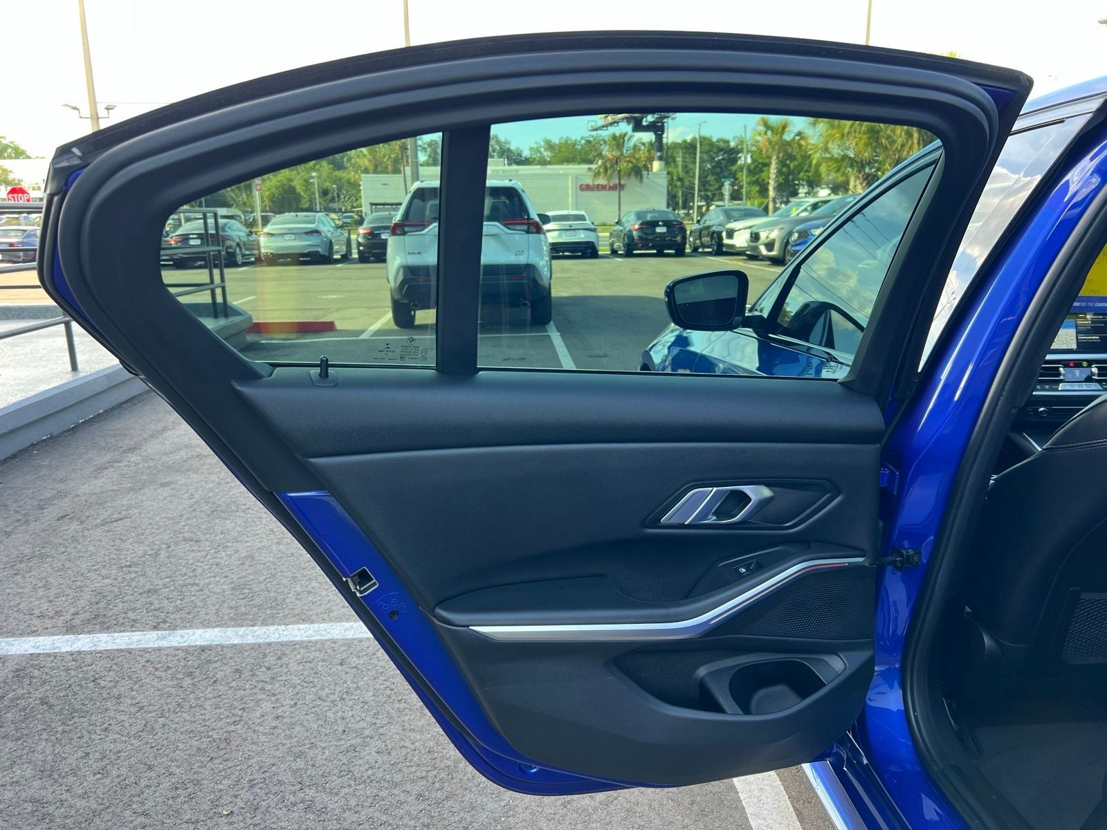 2022 BMW 3 Series 330e iPerformance