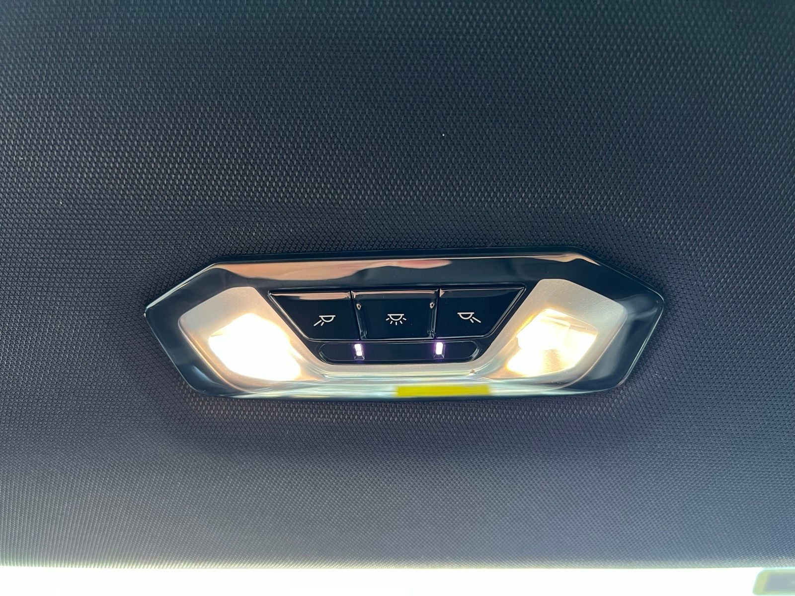2022 BMW 3 Series 330e iPerformance