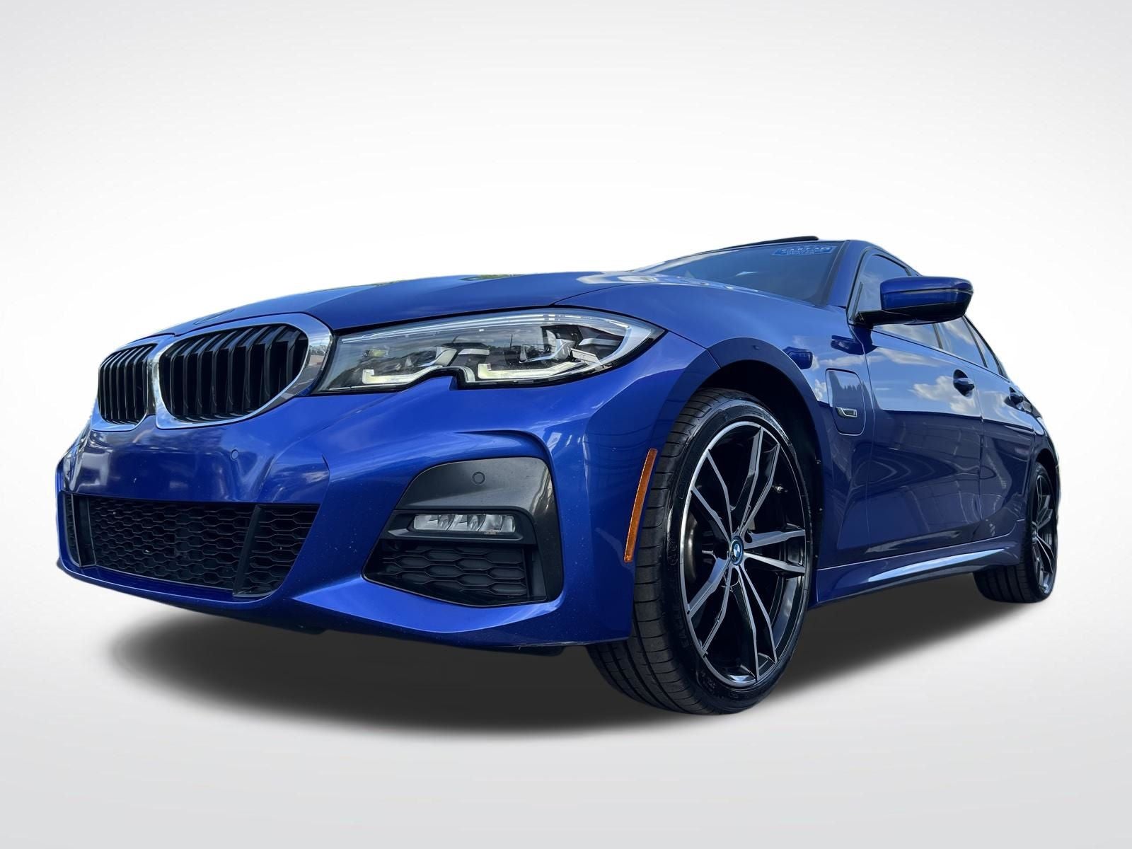 2022 BMW 3 Series 330e iPerformance