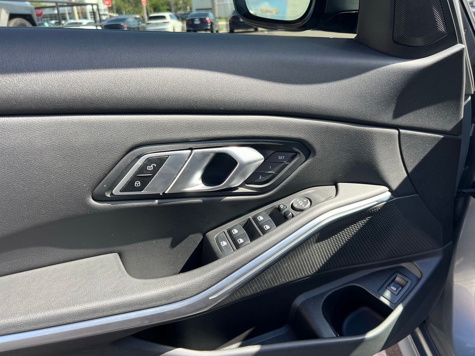 2023 BMW 3 Series 330i
