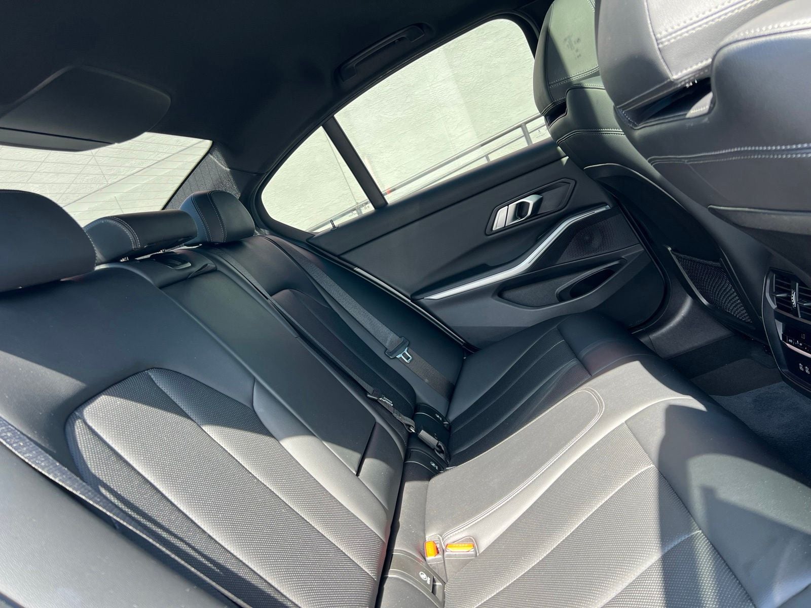 2023 BMW 3 Series 330i