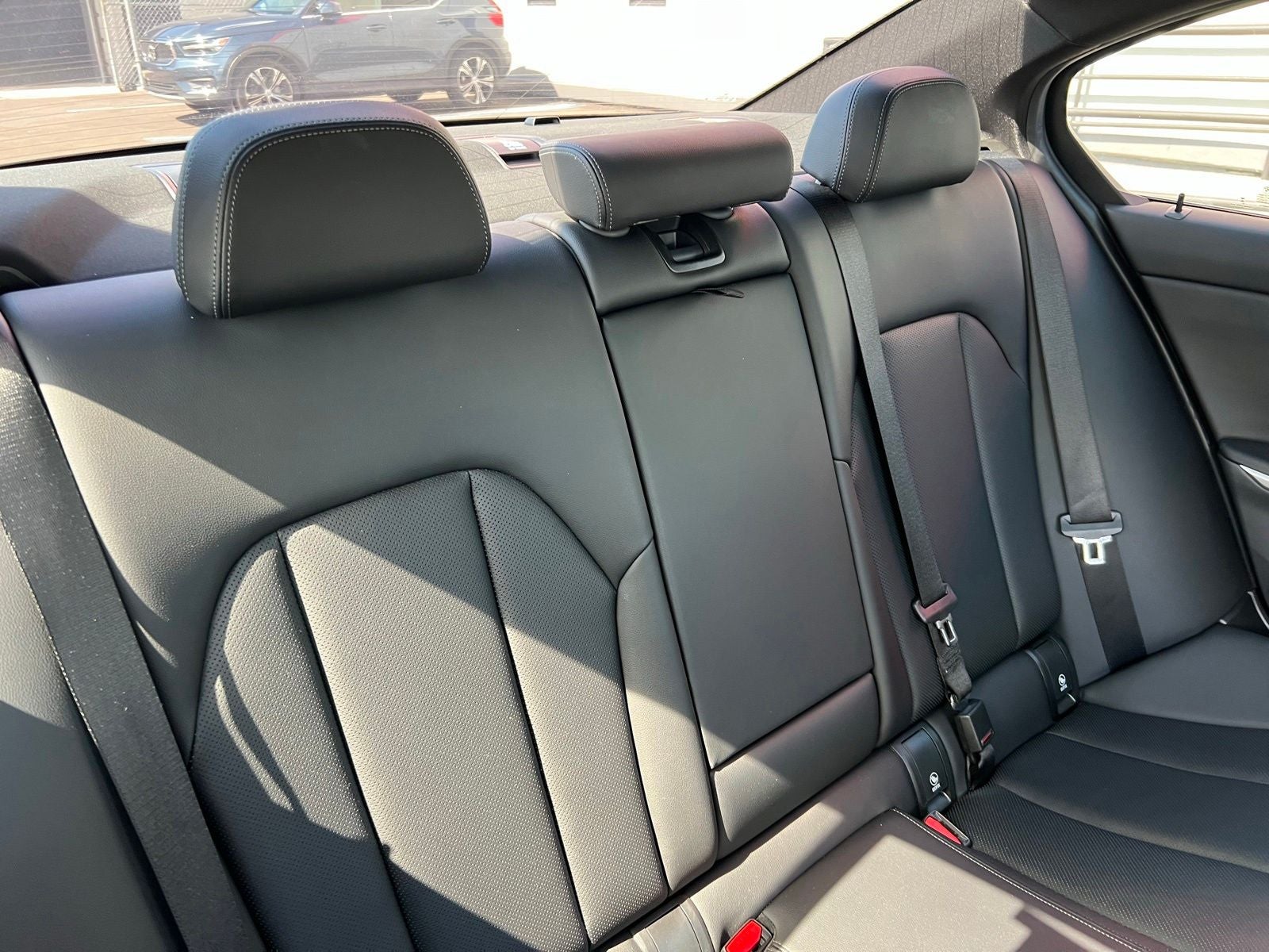 2023 BMW 3 Series 330i