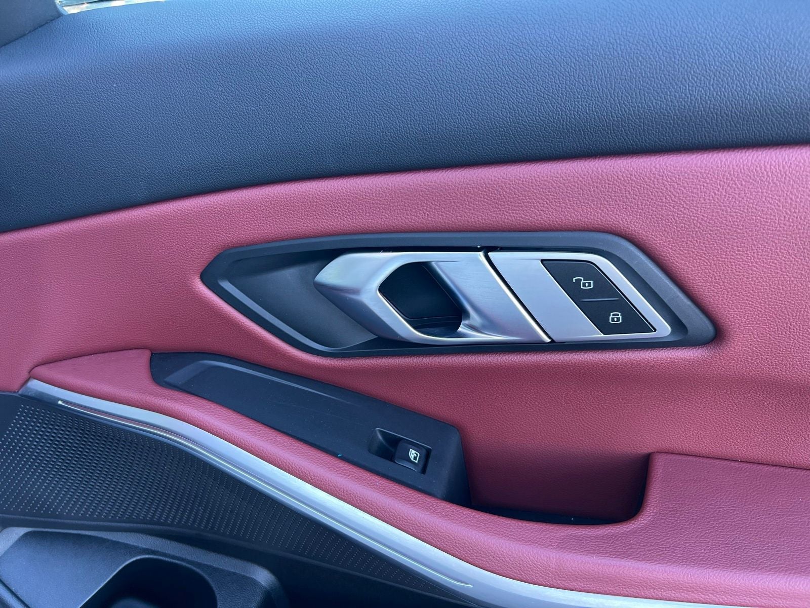 2023 BMW 3 Series 330i