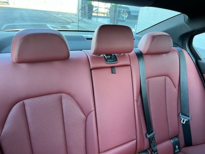 2023 BMW 3 Series 330i