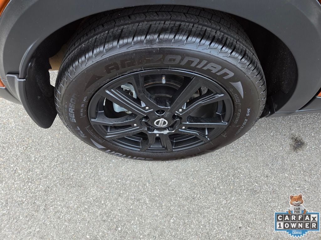 2021 Nissan Kicks SR