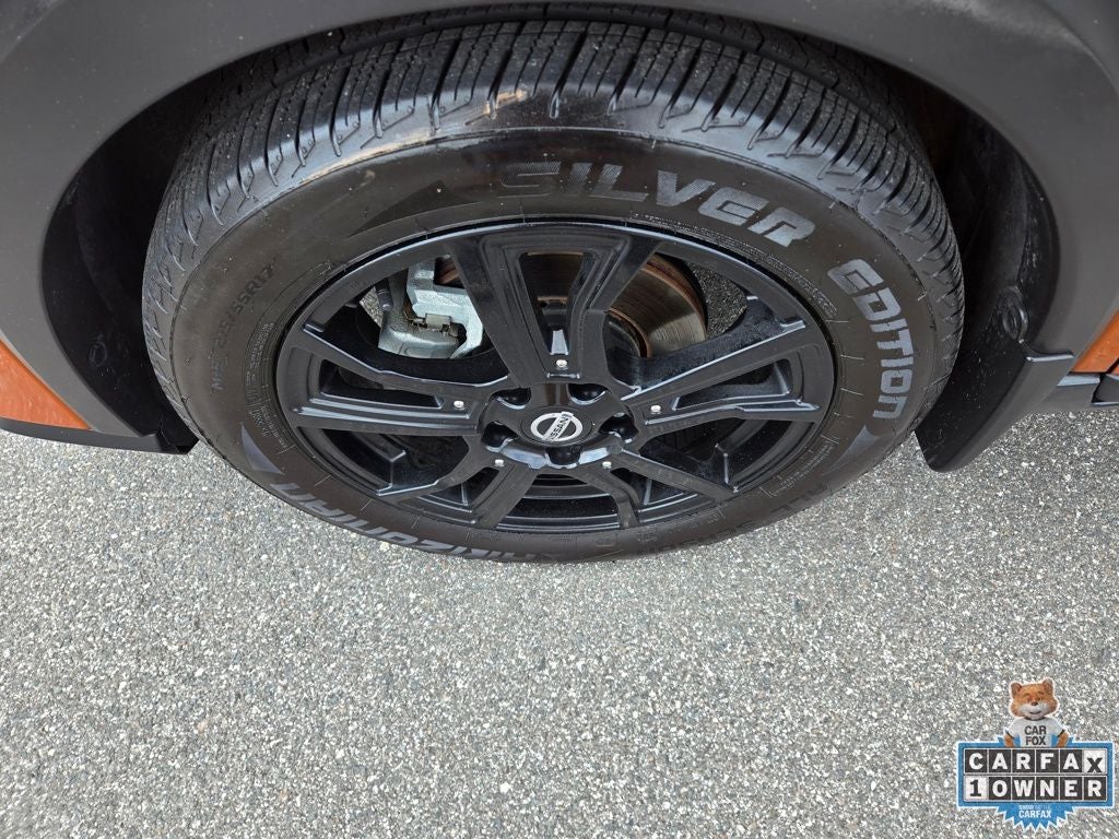 2021 Nissan Kicks SR