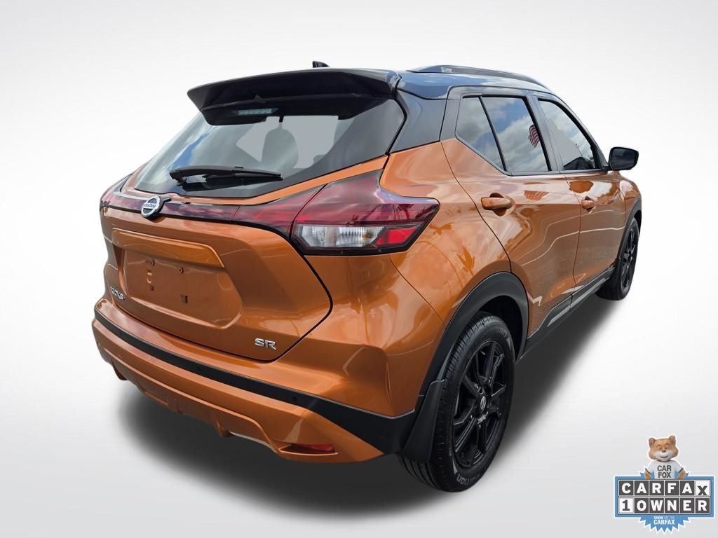 2021 Nissan Kicks SR