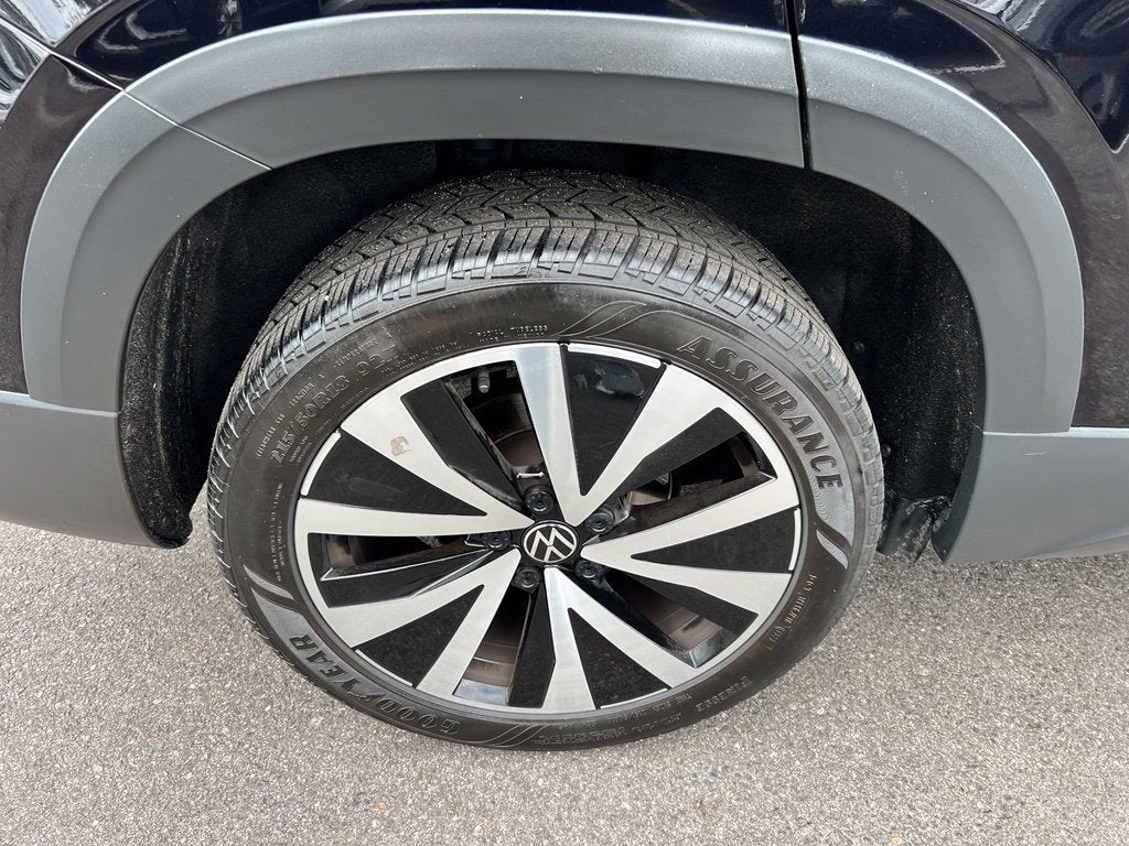 2024 Volkswagen Taos 1.5T SE