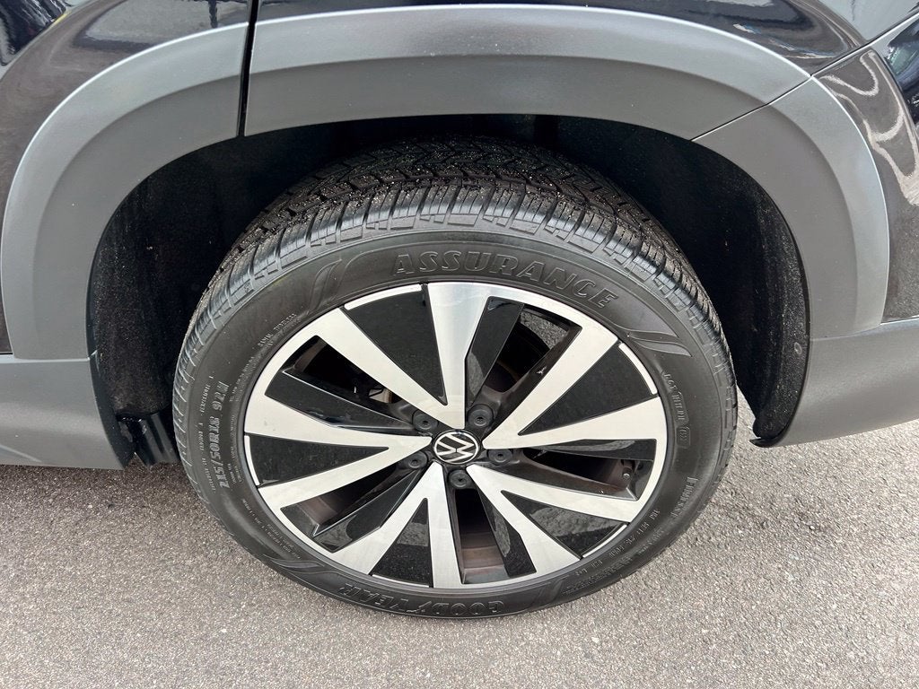 2024 Volkswagen Taos 1.5T SE