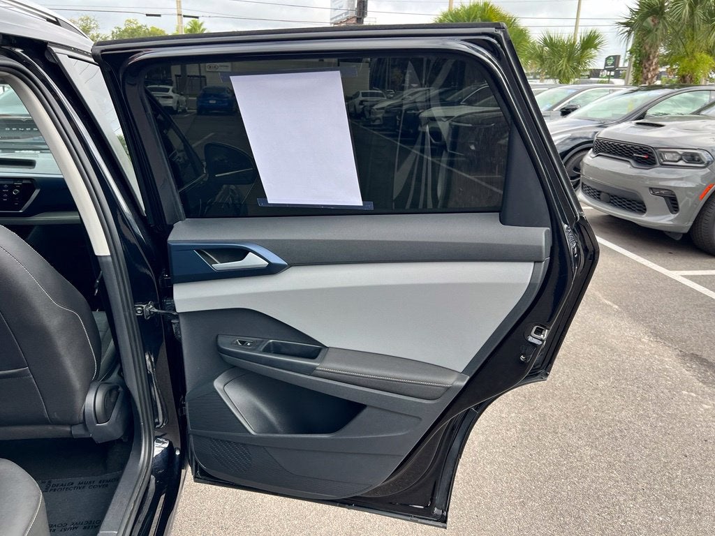 2024 Volkswagen Taos 1.5T SE