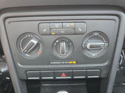 2012 Volkswagen Beetle 2.5L