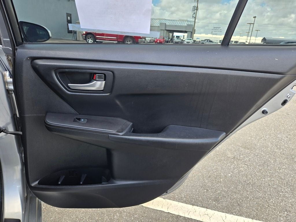 2015 Toyota Camry SE