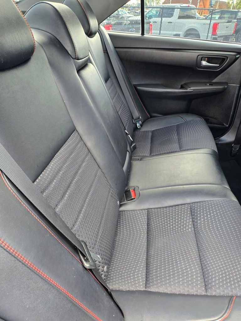 2015 Toyota Camry SE