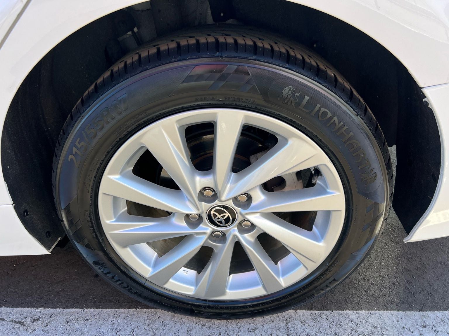 2024 Toyota Camry LE