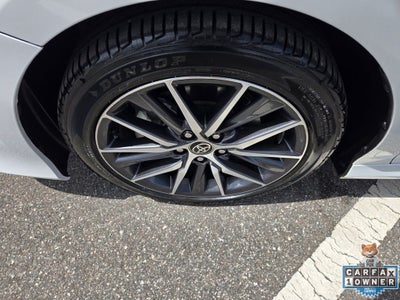 2022 Toyota Camry Hybrid XLE