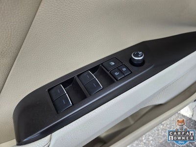 2022 Toyota Camry Hybrid XLE