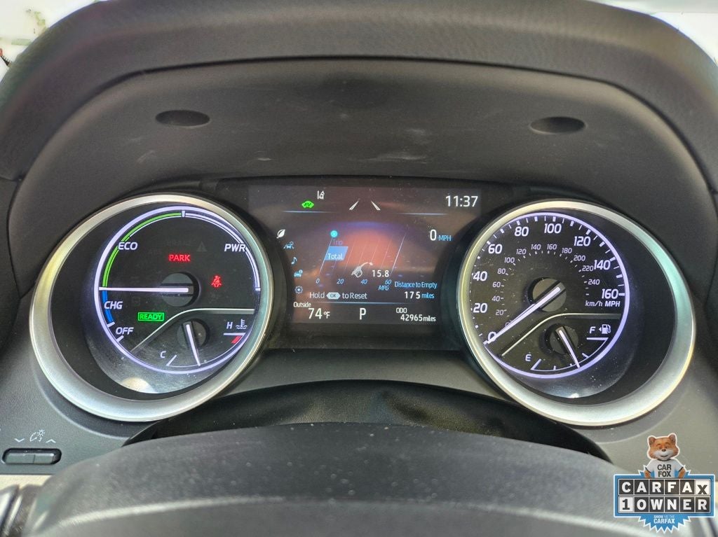 2022 Toyota Camry Hybrid XLE