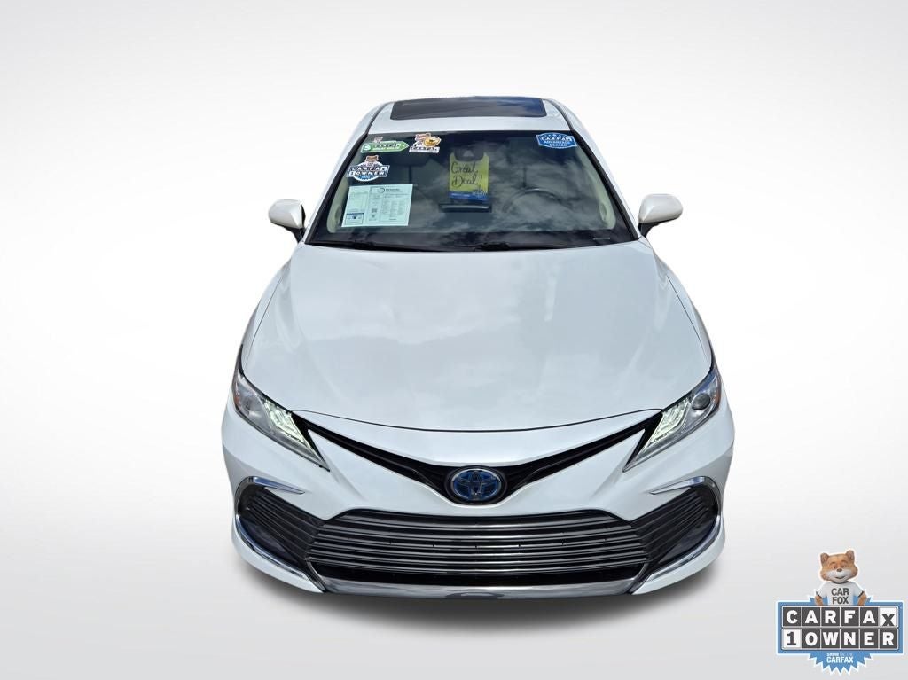2022 Toyota Camry Hybrid XLE