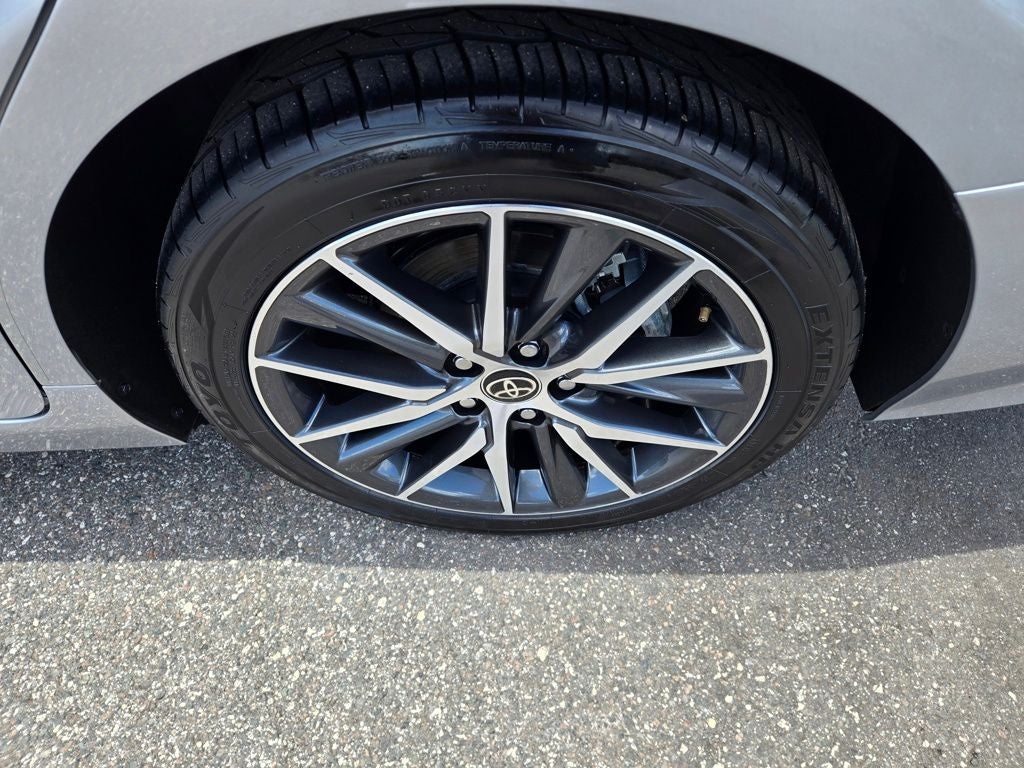 2023 Toyota Camry Hybrid XLE