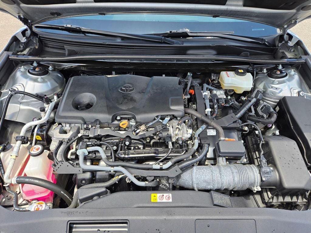 2023 Toyota Camry Hybrid XLE