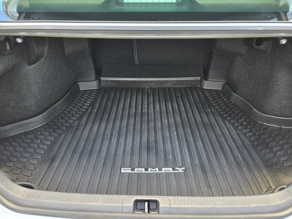 2023 Toyota Camry Hybrid XLE
