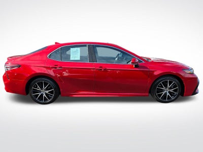 2022 Toyota Camry Hybrid Hybrid SE