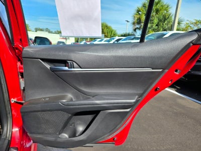 2022 Toyota Camry Hybrid Hybrid SE