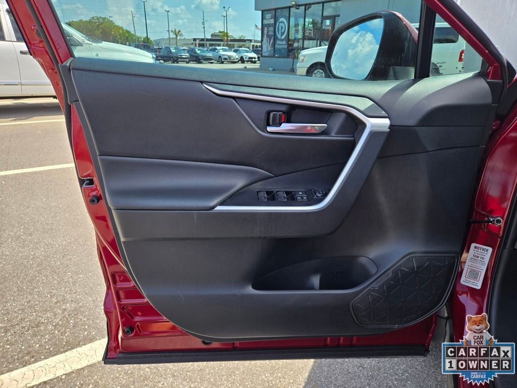 2022 Toyota RAV4 Hybrid XLE Premium