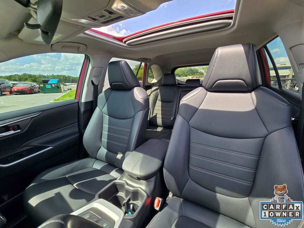 2022 Toyota RAV4 Hybrid XLE Premium