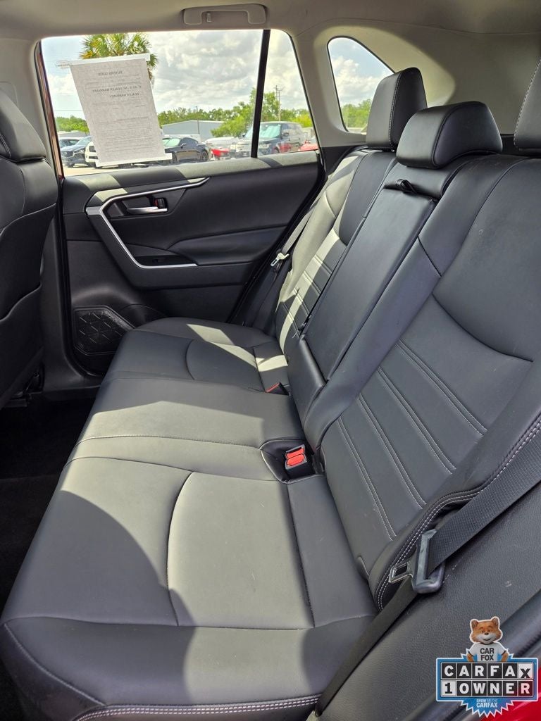 2022 Toyota RAV4 Hybrid XLE Premium