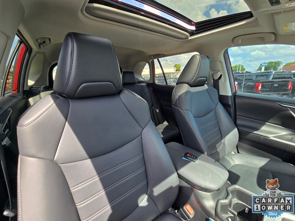 2022 Toyota RAV4 Hybrid XLE Premium