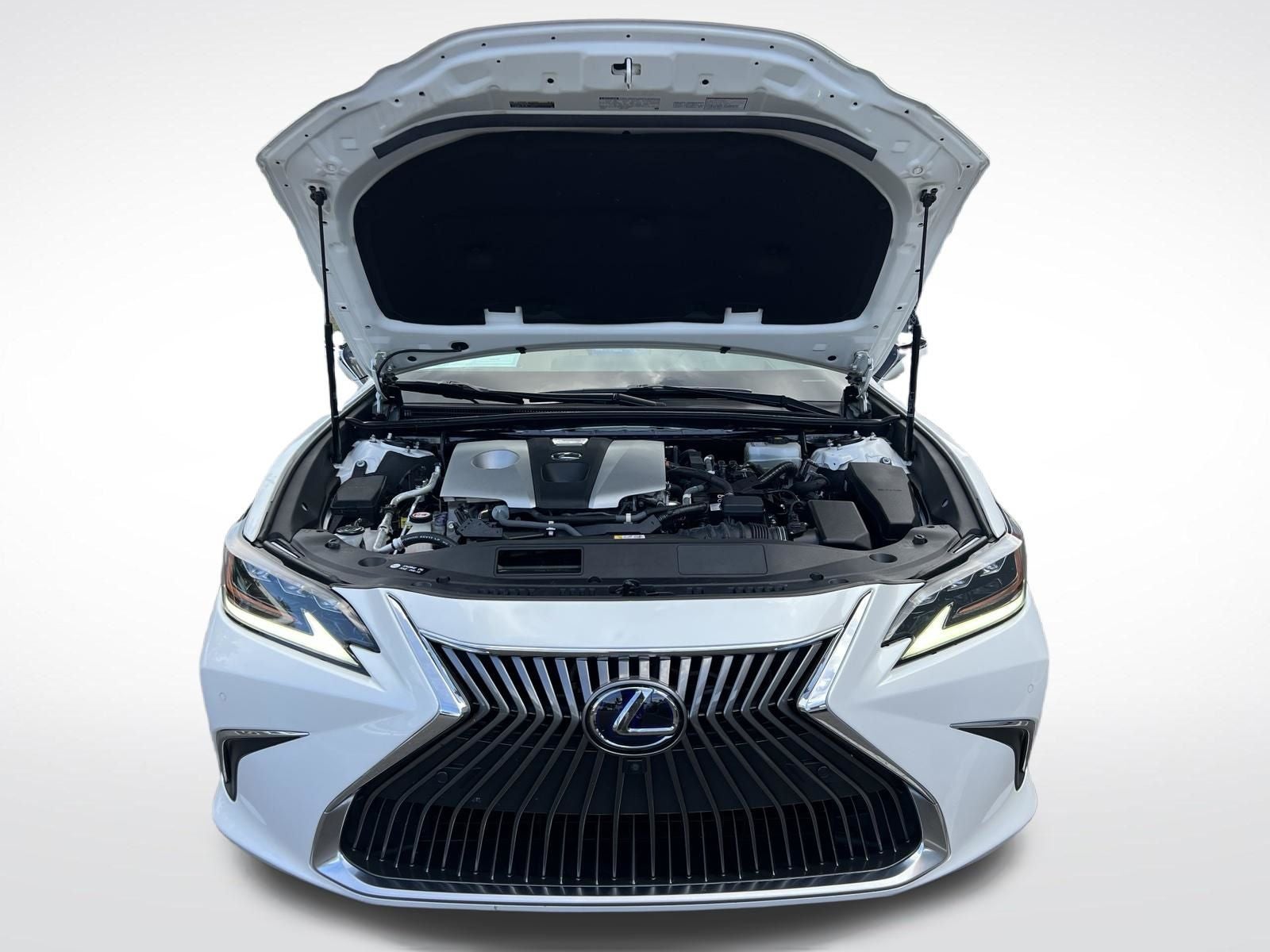 2019 Lexus ES 300h Ultra Luxury