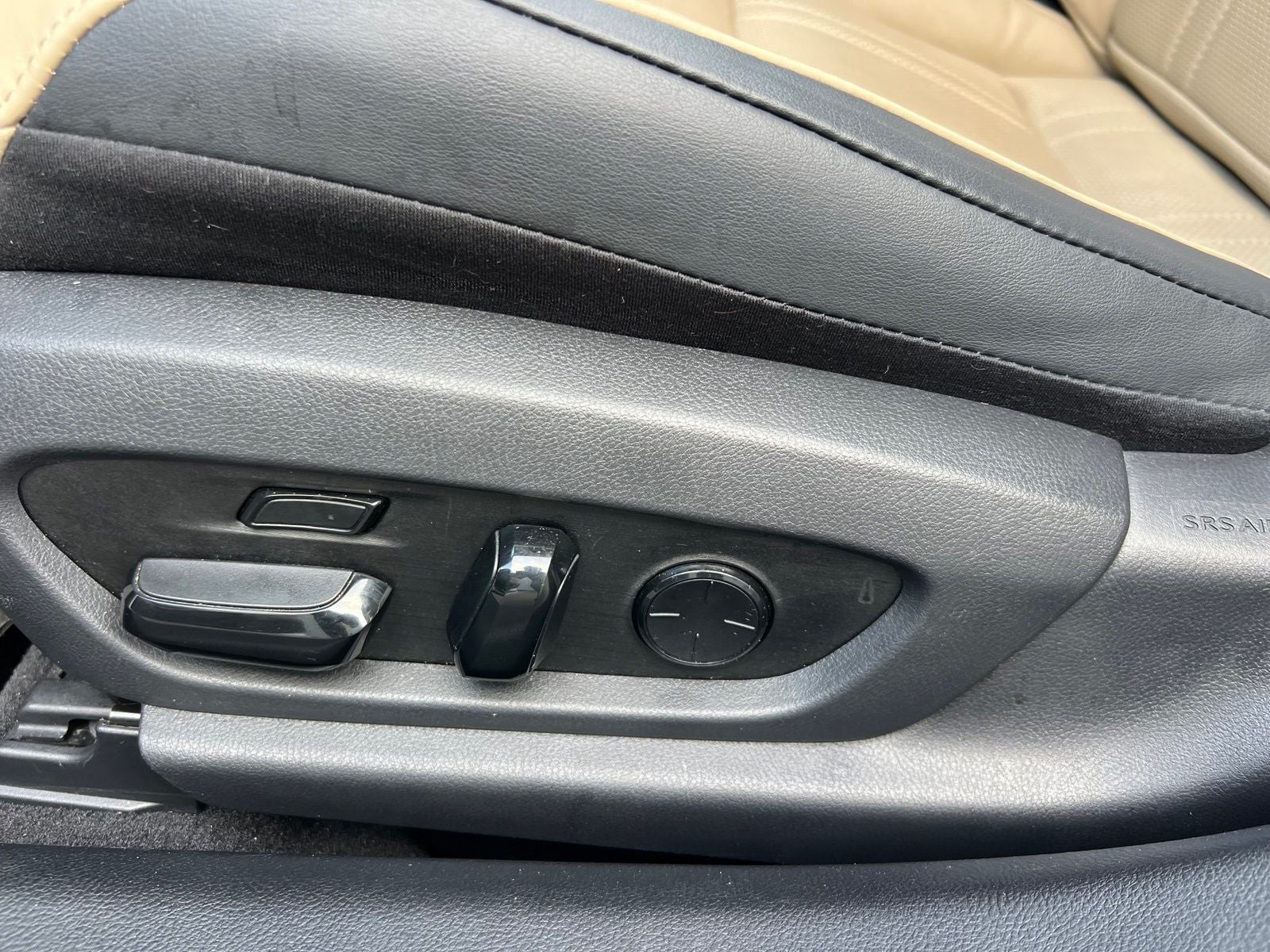2019 Lexus ES 300h Ultra Luxury