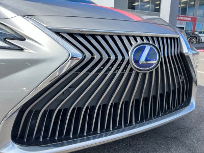 2020 Lexus ES 300h