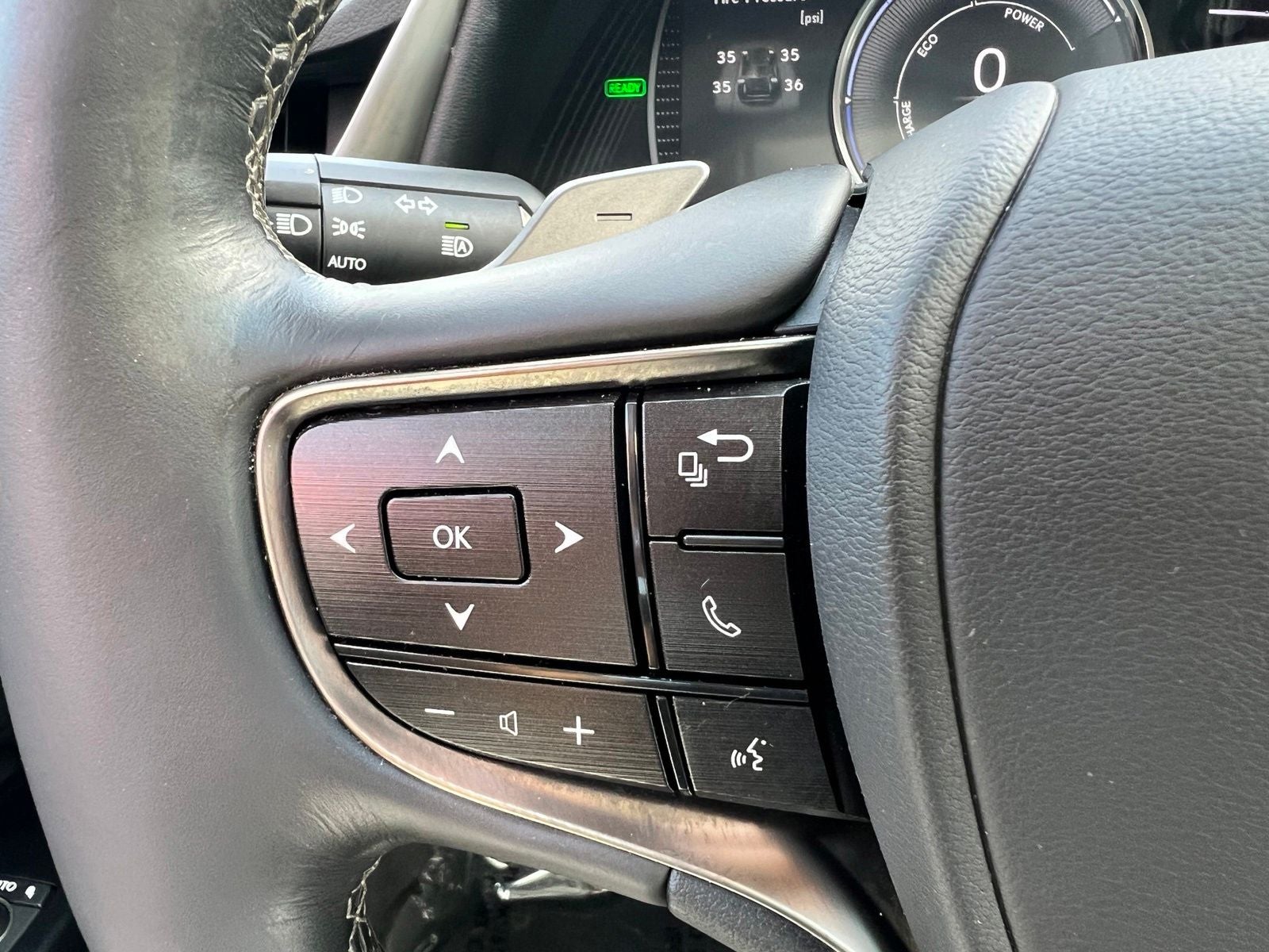 2020 Lexus ES 300h