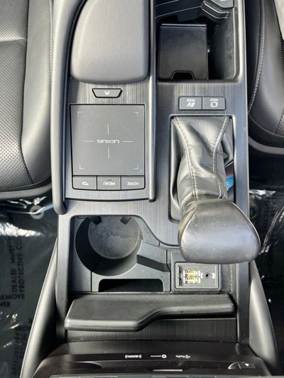 2020 Lexus ES 300h