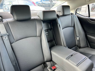 2020 Lexus ES 300h