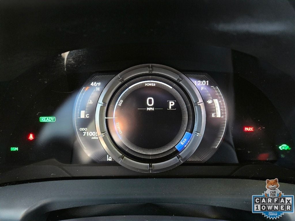 2022 Lexus ES 300h F-Sport