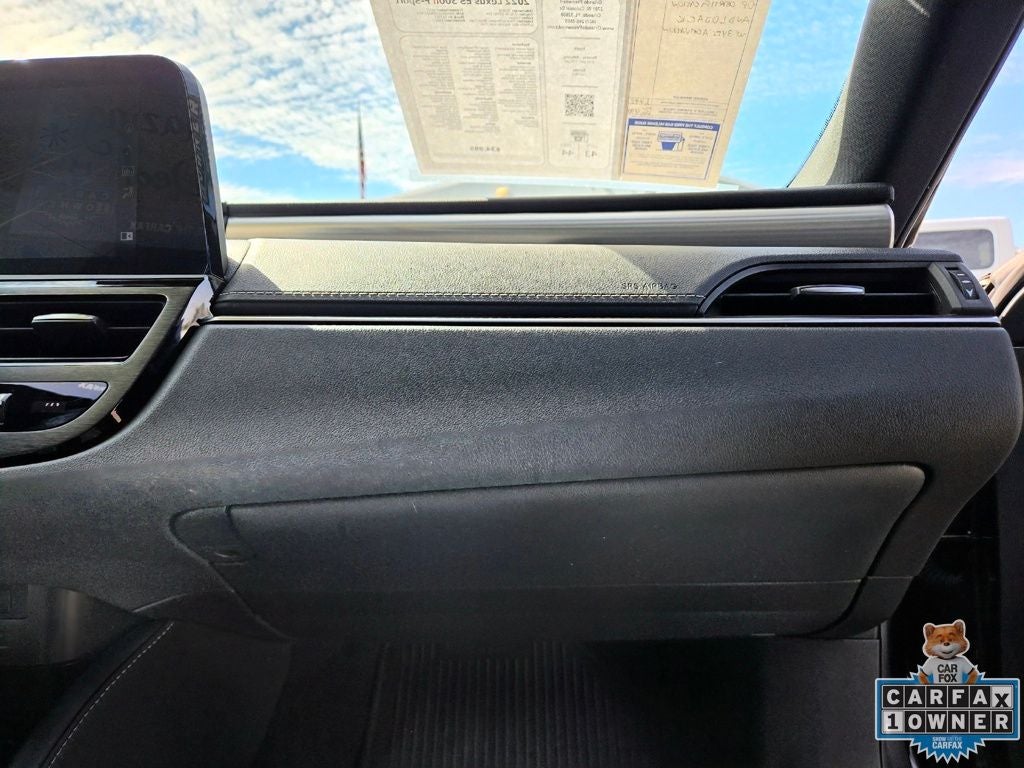 2022 Lexus ES 300h F-Sport