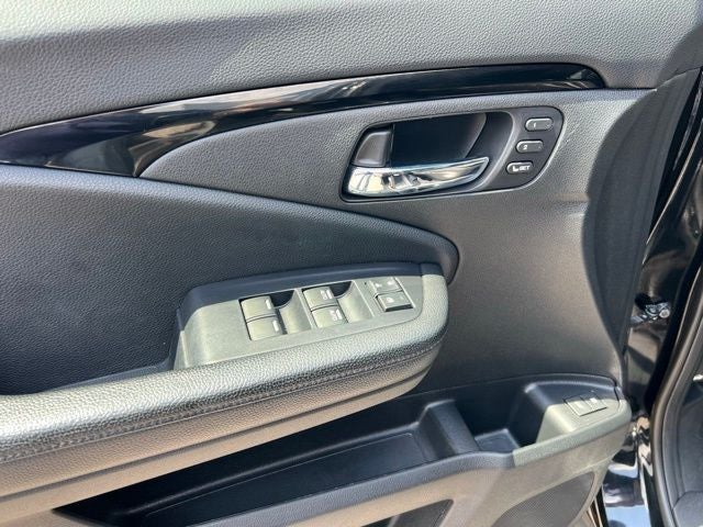 2020 Honda Pilot Touring 8 Passenger