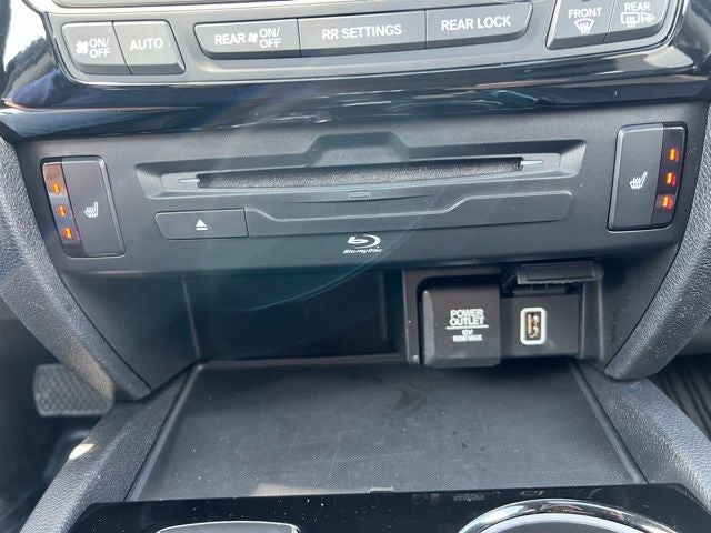 2020 Honda Pilot Touring 8 Passenger