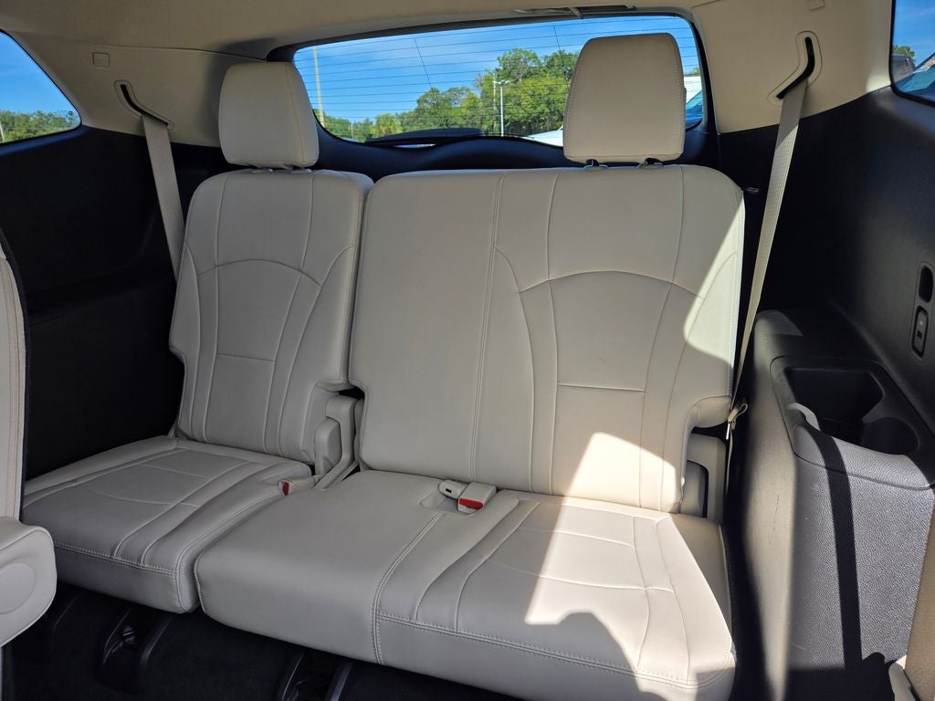 2022 Buick Enclave Essence